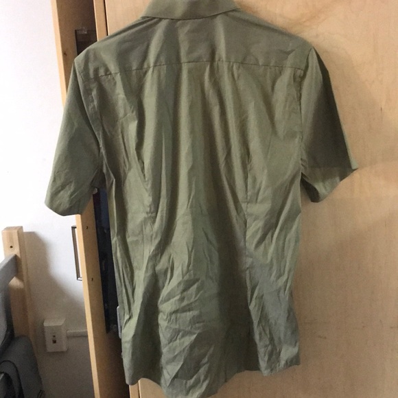 H&M Button Up - Picture 3 of 3